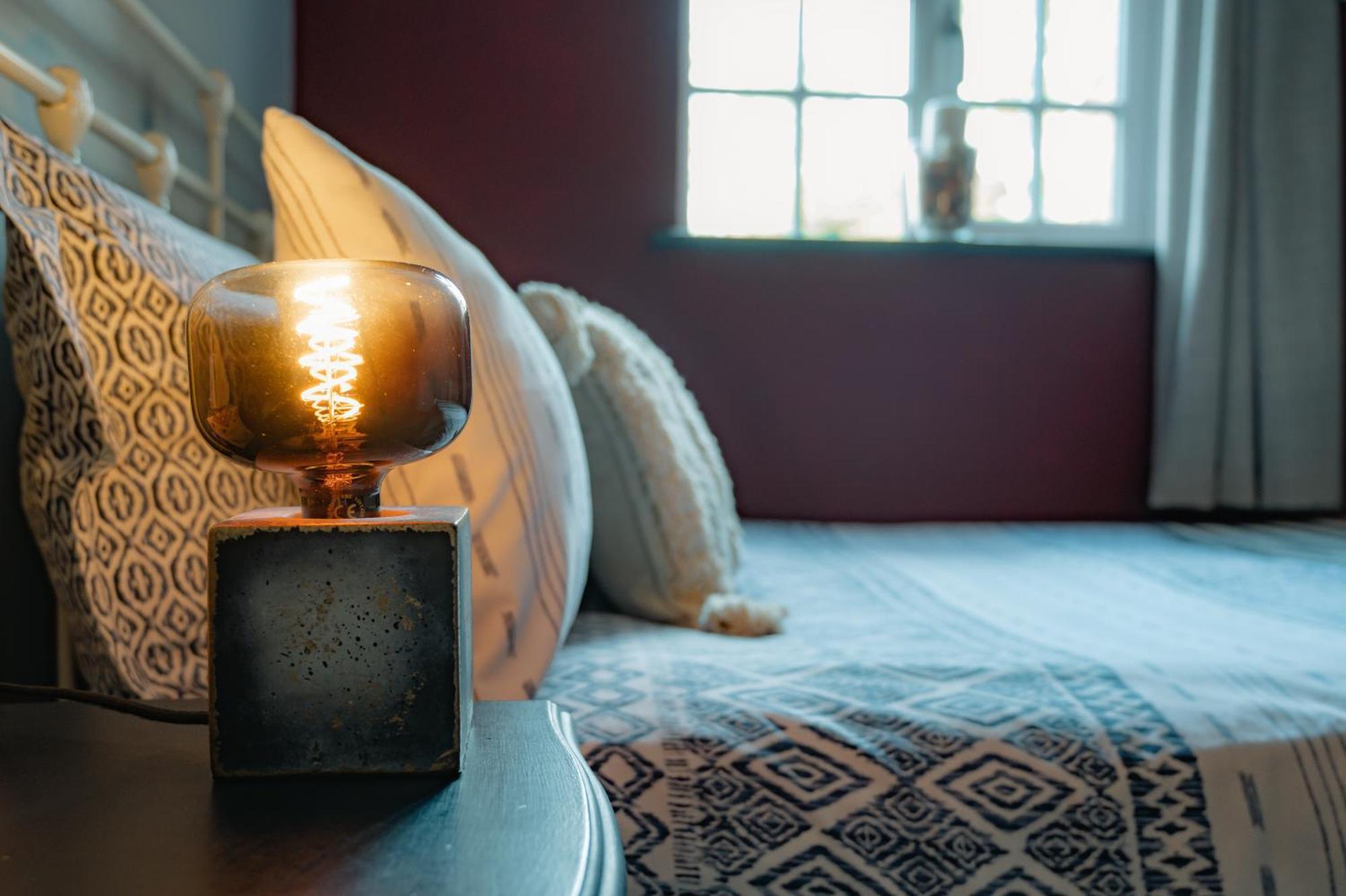 The Bolt Hole - Stratford Upon Avon - Central - Free Offstreet Parking - 2 Bed Luxury Apartment Экстерьер фото